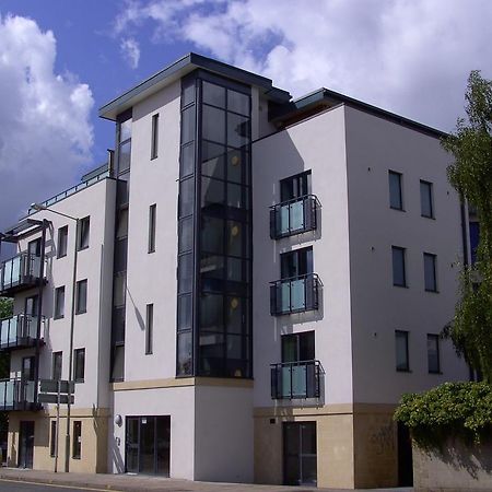 Cheltenham Plaza Apartments Ashchurch Εξωτερικό φωτογραφία